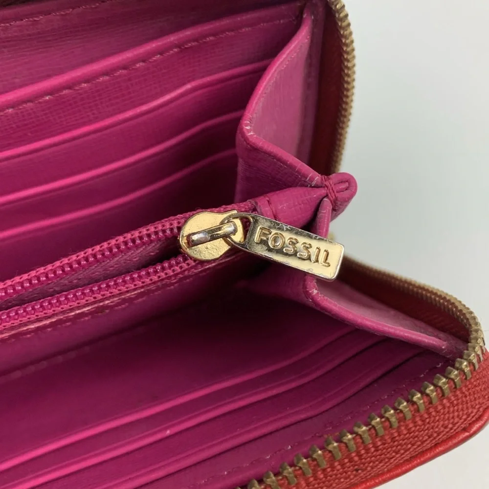 Fossil Red Leather Wallet Gold Zip Around Pink lined Slip pockets Cards Cash